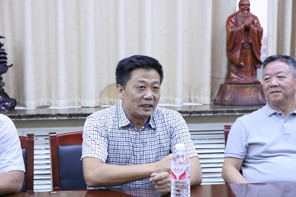 IMG_1651.jpg 伟德国际1946源于英国